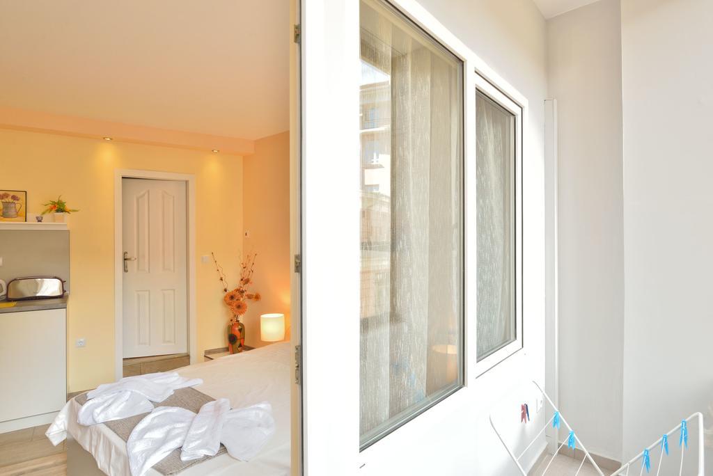 Central Studio #3 Burgas City Exterior foto