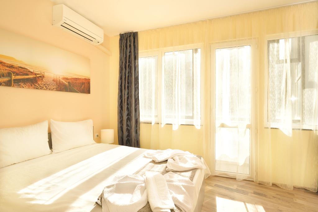 Central Studio #3 Burgas City Exterior foto
